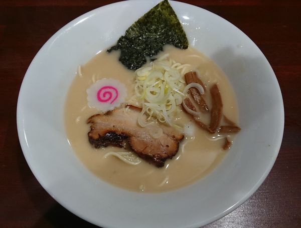 「豚骨煮干中華蕎麦」@中華蕎麦 萌芽の写真