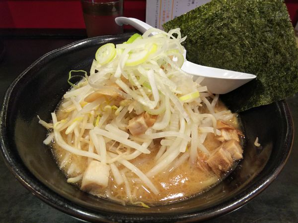 「【限定】豚骨味噌　並」@らあめん 万咲の写真