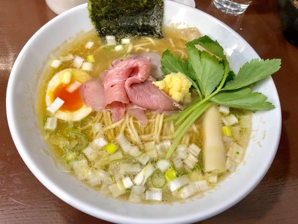 「うるめと鯖 白だし」@中華そば うお青の写真