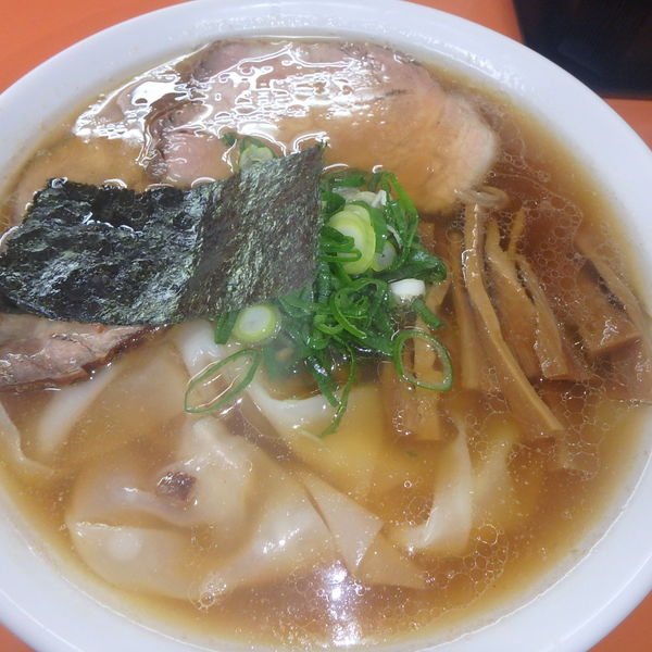 「ワンタンメン (1000円)」@支那そば あおばの写真