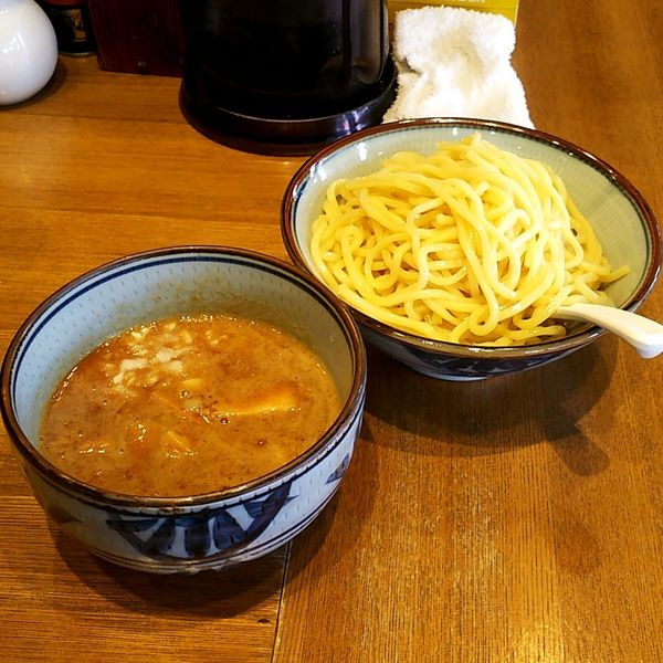 「濃厚魚介つけ麺(大)＋玉ねぎ増し」@鼈の写真