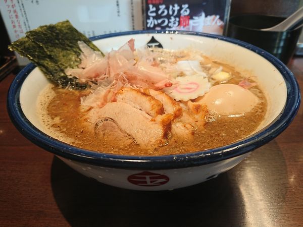 「特製中華そば」@つけめん 玉 本店の写真