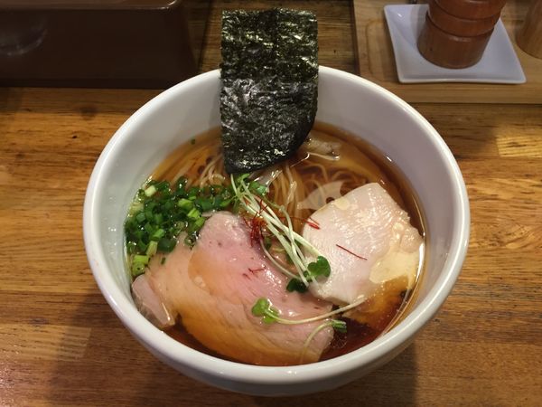「鶏清湯 醤油ら〜めん」@麺庵 小島流の写真