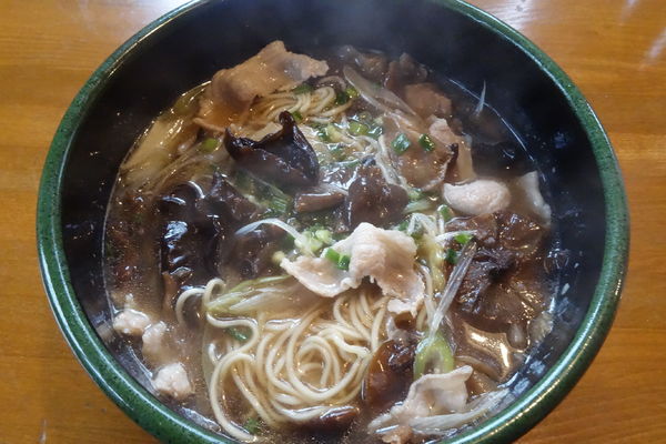 「キノコそば」@しなそば 麺坊の写真