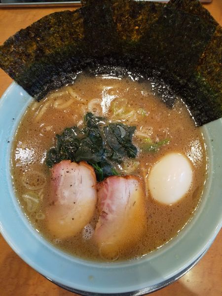 「横浜家系らーめん　藤崎家（味玉付き）」@らあめん花月嵐 江南店の写真