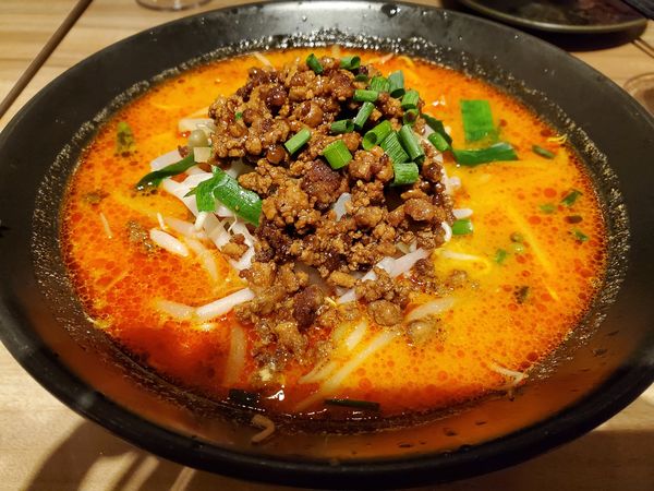 「四川担々麺850円」@重慶厨房 CIAL桜木町店の写真