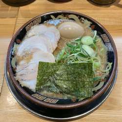 味玉とんこつらーめん