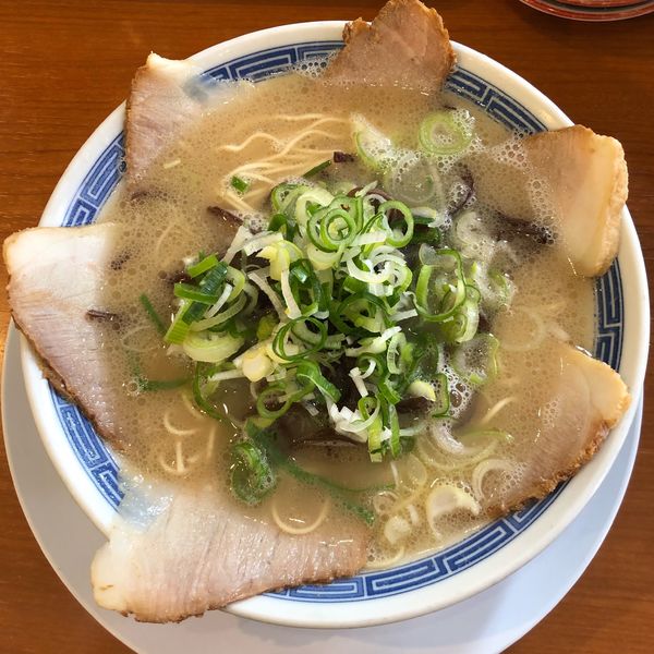 「チャーシューメン＋替玉」@名島亭の写真