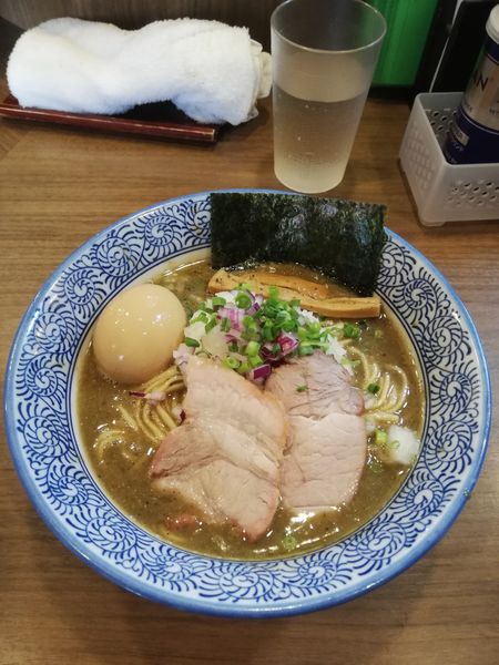 「極上濃厚煮干しそば　840円　クーポン味玉」@煮干しつけ麺 宮元の写真