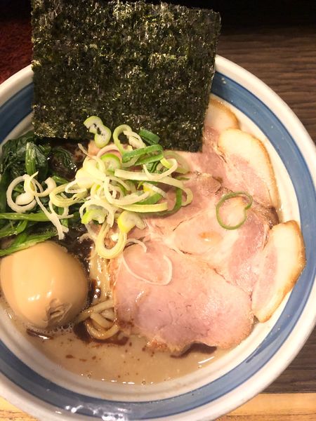 「こってり黒らーめん」@麺屋あらき 竈の番人の写真