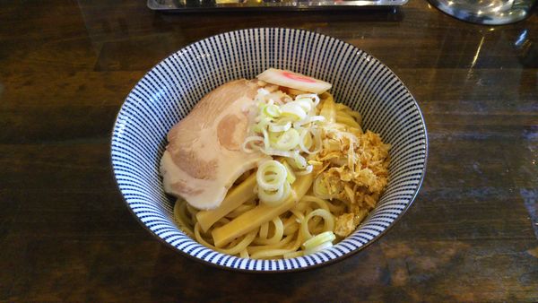 「奥久慈しゃも油そば  塩 並盛り」@活龍 期間限定麺処 みつきの写真