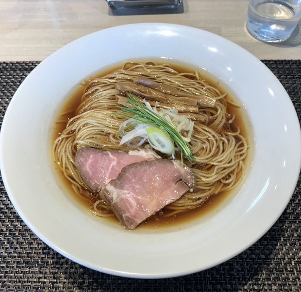 「地鶏としじみの中華蕎麦」@宍道湖しじみ中華蕎麦 琥珀 東京本店の写真
