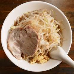 ラーメン 並（200g）¥650／ニンニク¥0