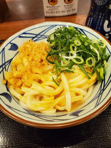 「釜玉うどん（並）」@丸亀製麺 ラスカ茅ヶ崎店の写真