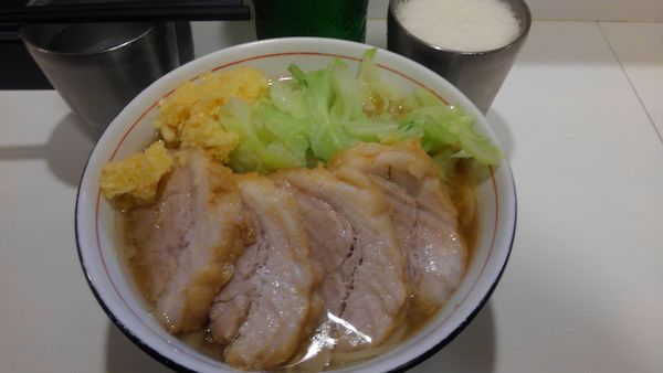 「小ラーメン、ハートランド、豚券」@ハイパーファットンの写真