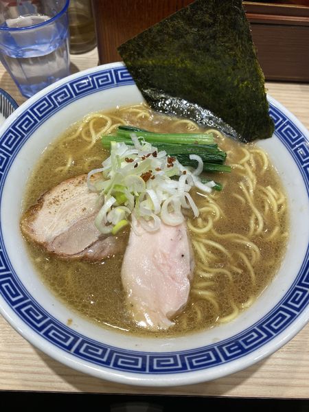 「醤油ラーメン+卵かけごはん」@麺屋二代目 弘の写真