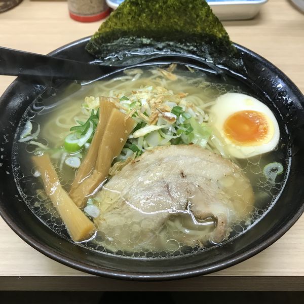 「春樹塩らーめん（￥730）」@つけ麺 らーめん 春樹 鮫洲店の写真