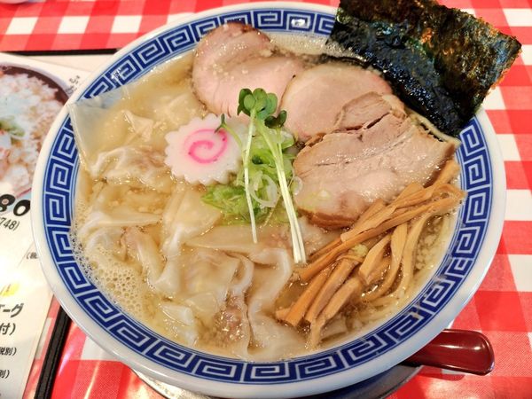 「塩煮干ワンタン麺」@ぬーじボンボン ニュータイプの写真