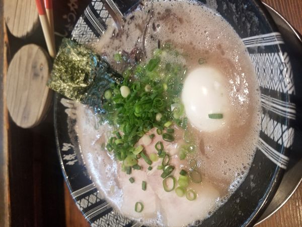 「味玉ラーメン」@博多一双 博多駅東本店の写真