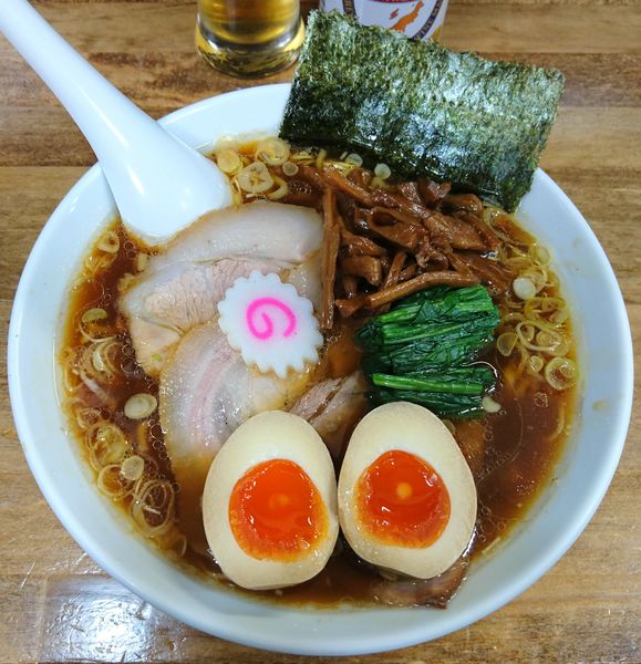 「しょうゆラーメン＋味玉＋風味爽快ニシテ」@オランダ軒の写真