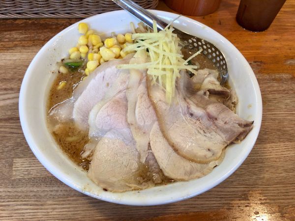 「【冬季限定】冬の暖か!刻みジンジャー味噌ラーメン 1,000円」@ラーメン 大山家の写真