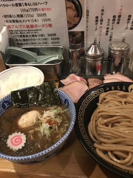 「特製つけ麺(並)熱盛り+白飯(小)」@中華蕎麦うゑずの写真