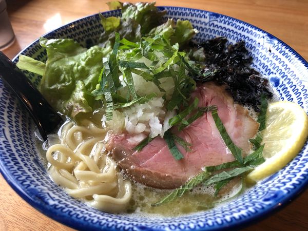 「濃厚鶏そば　850円」@麺 やまだの写真