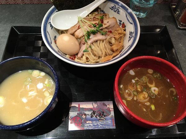 「二種つけ麺」@つけ麺や 武双の写真