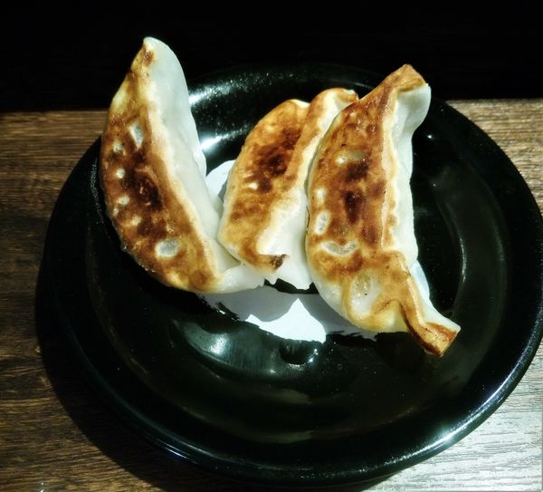 「餃子セット(3個)  300円」@らあめん花月嵐 浅草雷門店の写真