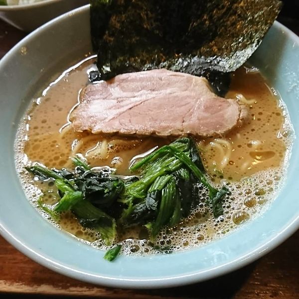 「ラーメン」@横浜家系ラーメン 家家家 飯田橋店の写真
