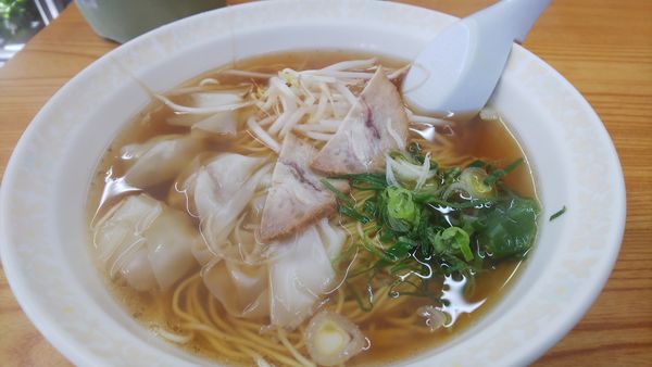 「ワンタン麺 480円」@彌生食堂の写真
