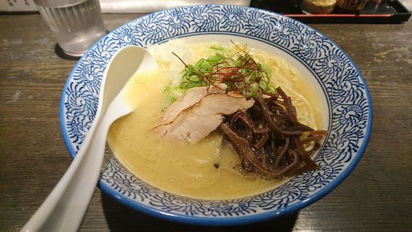 「【昼】濃厚鶏白湯そば」@濃厚鶏そば 麺屋たけいち渋谷邸の写真