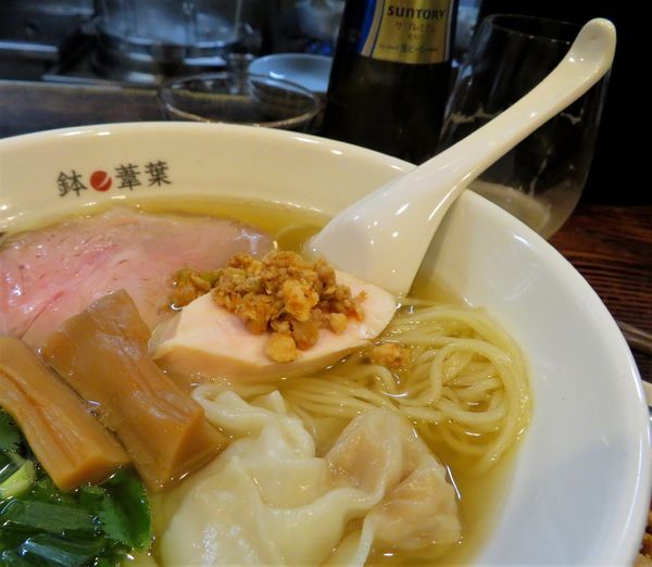 「塩＋唐からし・挽肉（950円）」@らーめん 鉢ノ葦葉の写真