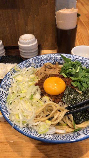 「台湾まぜそば（大盛無料）880円＋白飯（小）100円」@自家製麺 竜葵の写真