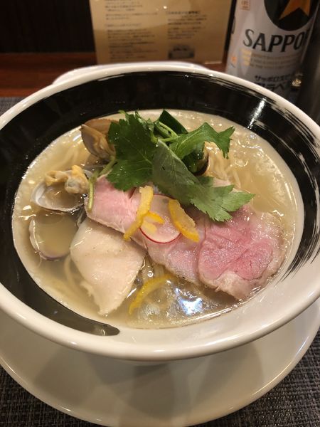 「浅蜊とムール貝の汐そば990円」@麺処しろくろの写真