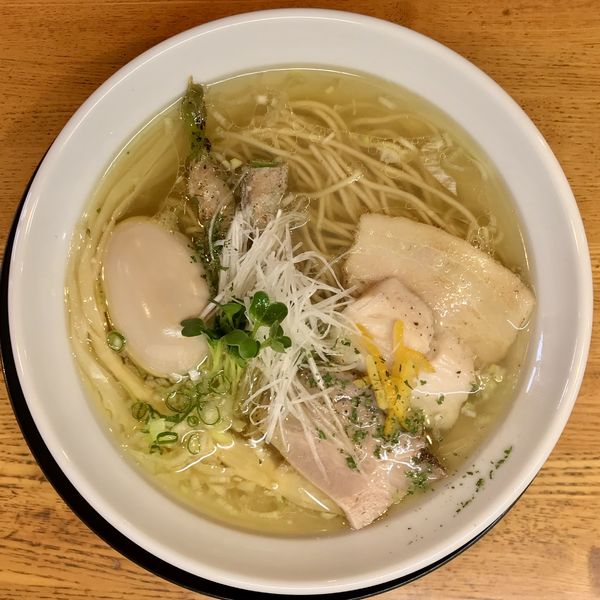 「塩そば ¥880円（味玉サービスCP）」@おとなの塩sobaの写真