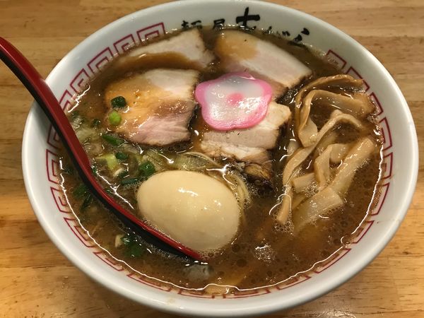 「あがら豚骨中華そば」@麺屋あがらの写真