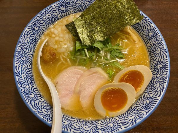 「濃厚醤油鶏白湯そば味玉入り ¥900」@麺屋きよたかの写真
