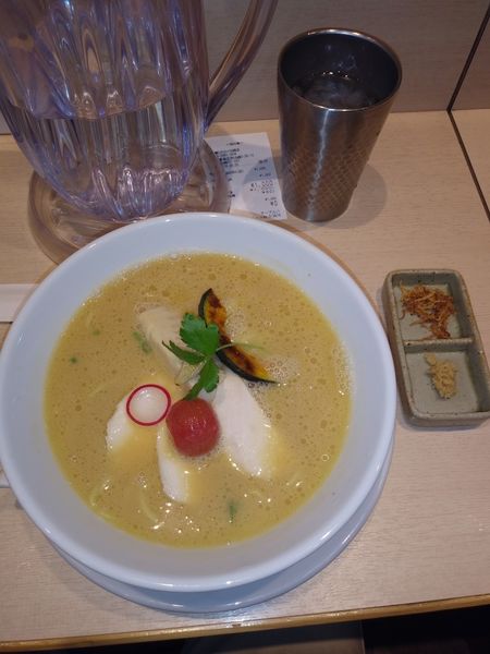 「鶏白湯そば」@銀座 篝 Echika池袋店の写真