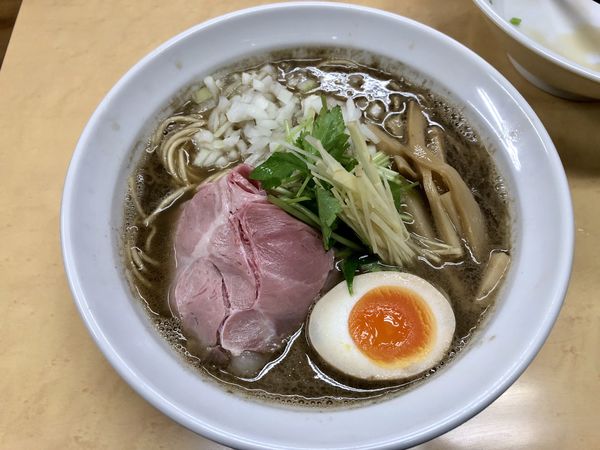 「【限定】まぐろそば」@中華そば よしかわの写真