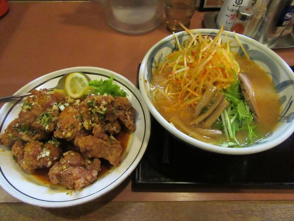 「ネギ味噌らーめん（８５８円）＋若鶏の中華ソースダブル」@こだわりらーめん ゆきむら亭 藤代店の写真