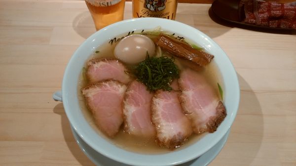 「塩煮玉子¥920+チャーシュー¥220ヱビス中瓶¥600」@麺庵ちとせの写真