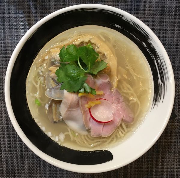 「サッポロビール黒生ロング缶 → 浅蜊とムール貝の汐そば」@麺処しろくろの写真