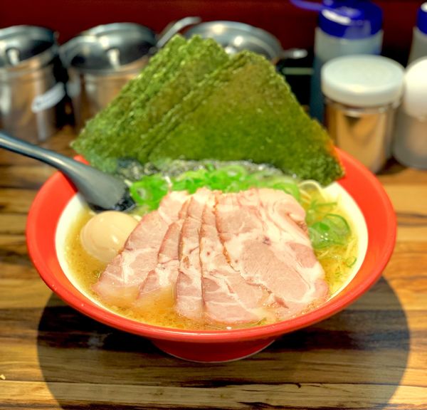 「細麺肉入り三点盛り」@豚骨醤油らーめん 誠屋 八幡山本店の写真