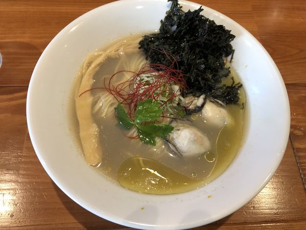 「【限定】ゆず香る牡蠣塩そば」@麺屋 真心の写真