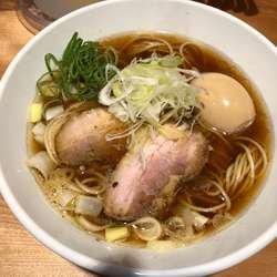 特製醤油そば　1,000円