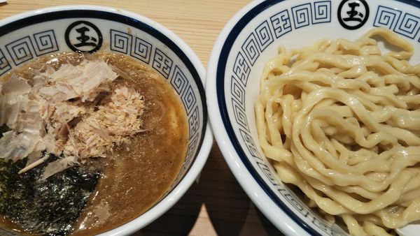 「つけめん」@中華そば つけめん 玉 新宿店の写真