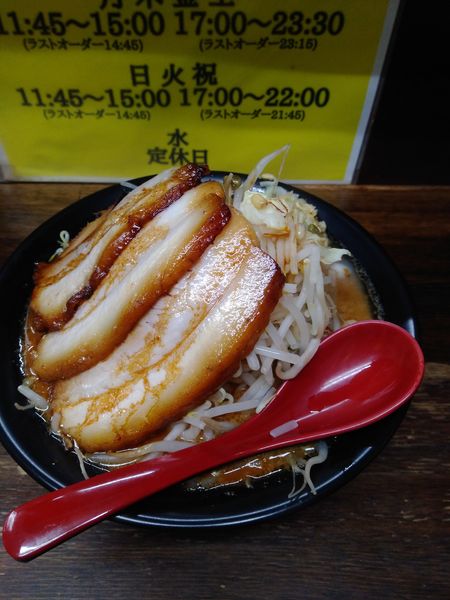 「小豚らーめん」@麺屋 蔦重の写真