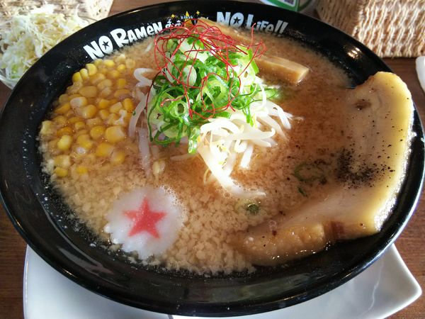 「ノーマル味噌らーめん　＋キャベツバー：無料」@おおぼし 安曇野店の写真