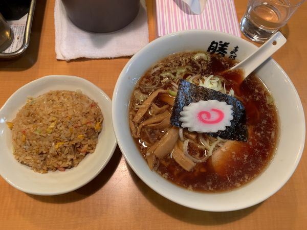 「正油ラーメン半チャーハンセット880円」@支那そば 勝丸 目黒本店の写真